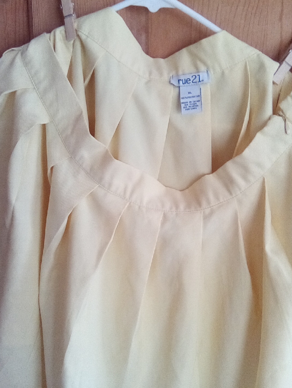 Rue21 Soft Yellow Pleated Scoop-Neck Top